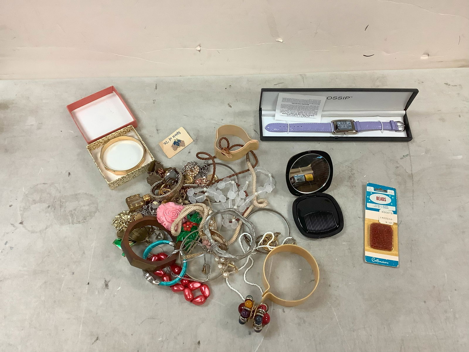 Gossip Lavendar Color Ladies Wristwatch, Jewelry Making Beads, Compact with Comb, Assorted Fashion (1 of 1)