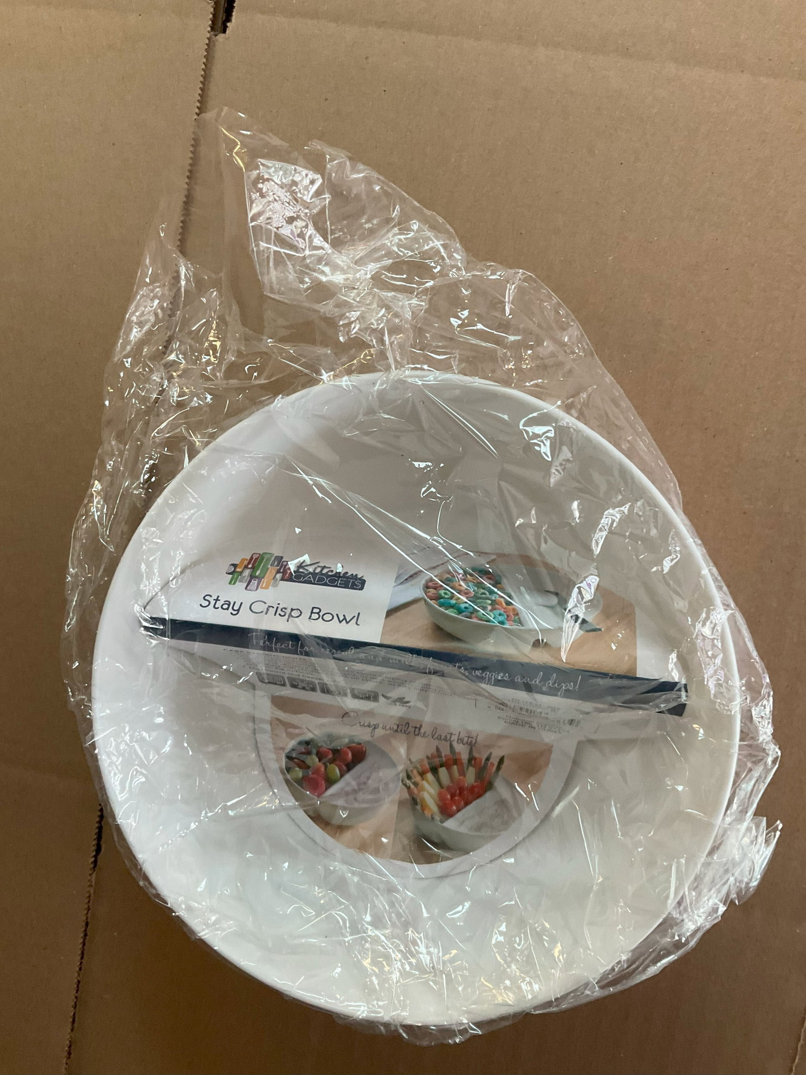 Box Full of 70 Count New Kitchen Gadgets Stay Crisp Bowls: Box Full of 70 Count New Kitchen Gadgets Stay Crisp Bowls
