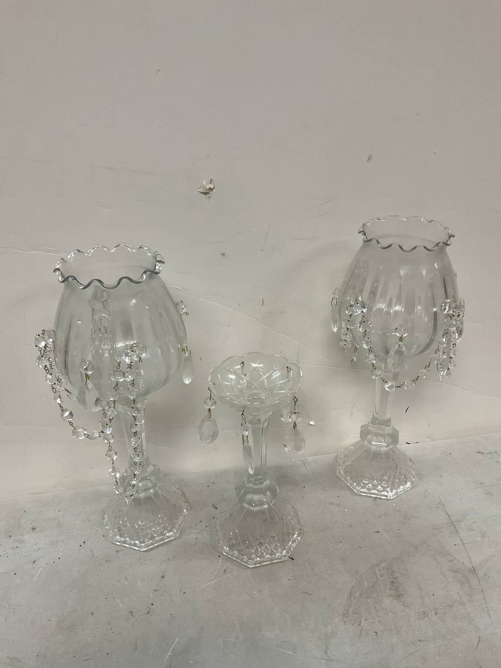 Lot of decorative glasses and candle holder with hanging crystals: Lot of decorative glasses and candle holder with hanging crystals