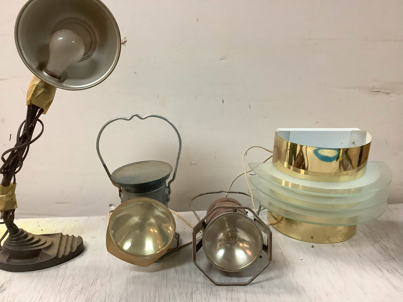 Lot of vintage light fixtures, Eagle, Delta and more: Lot of vintage light fixtures, Eagle, Delta and more