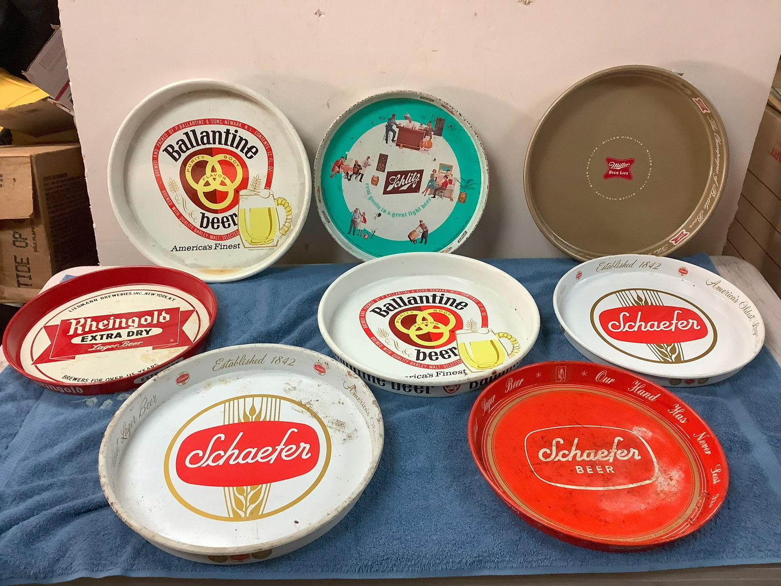 Large Lot of Vintage Tin Beers Trays (1 of 1)