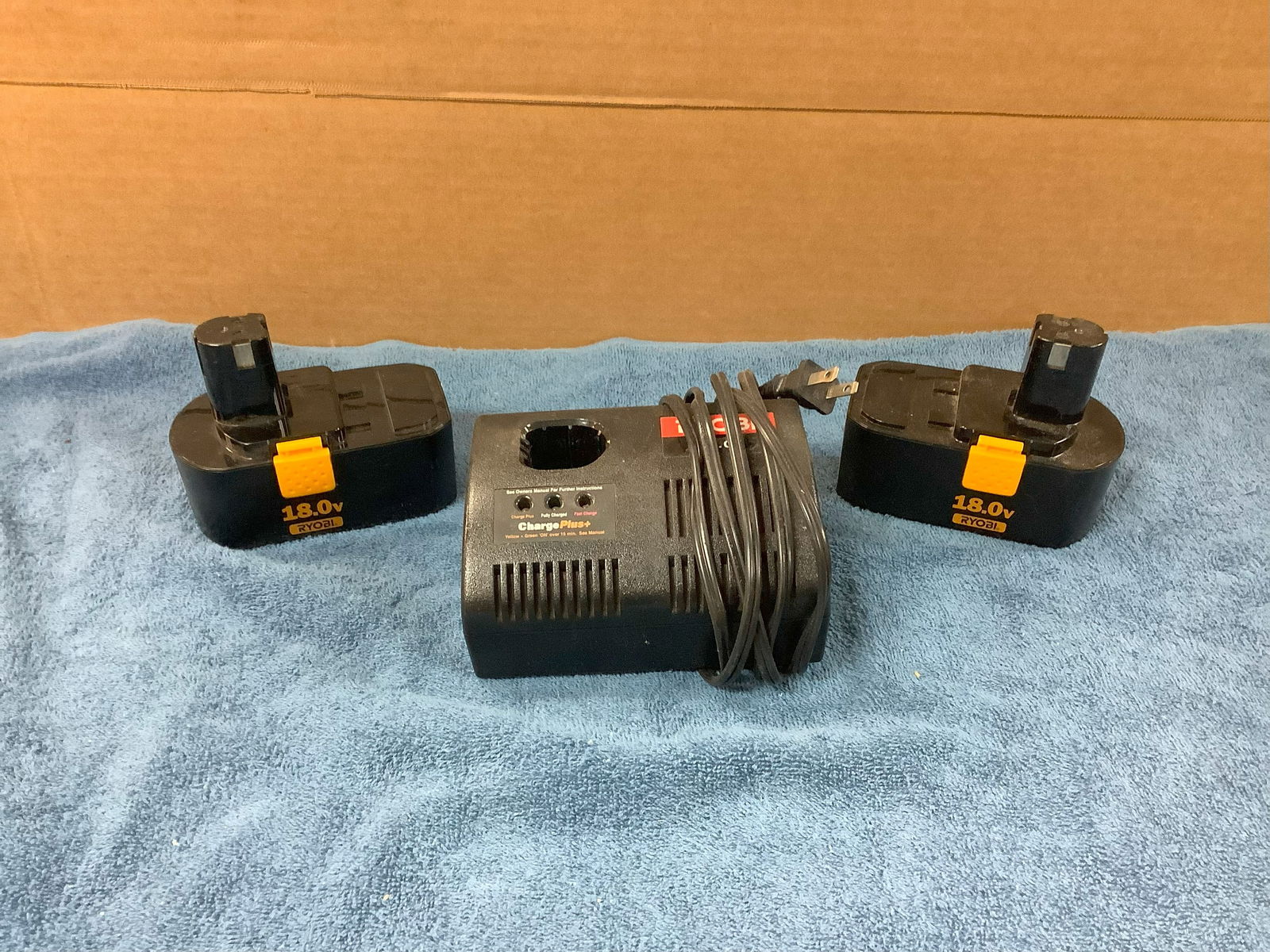 Ryobi 18.0 v Charging Station, 2 Ryobi 18.0v Chargers untested (1 of 1)