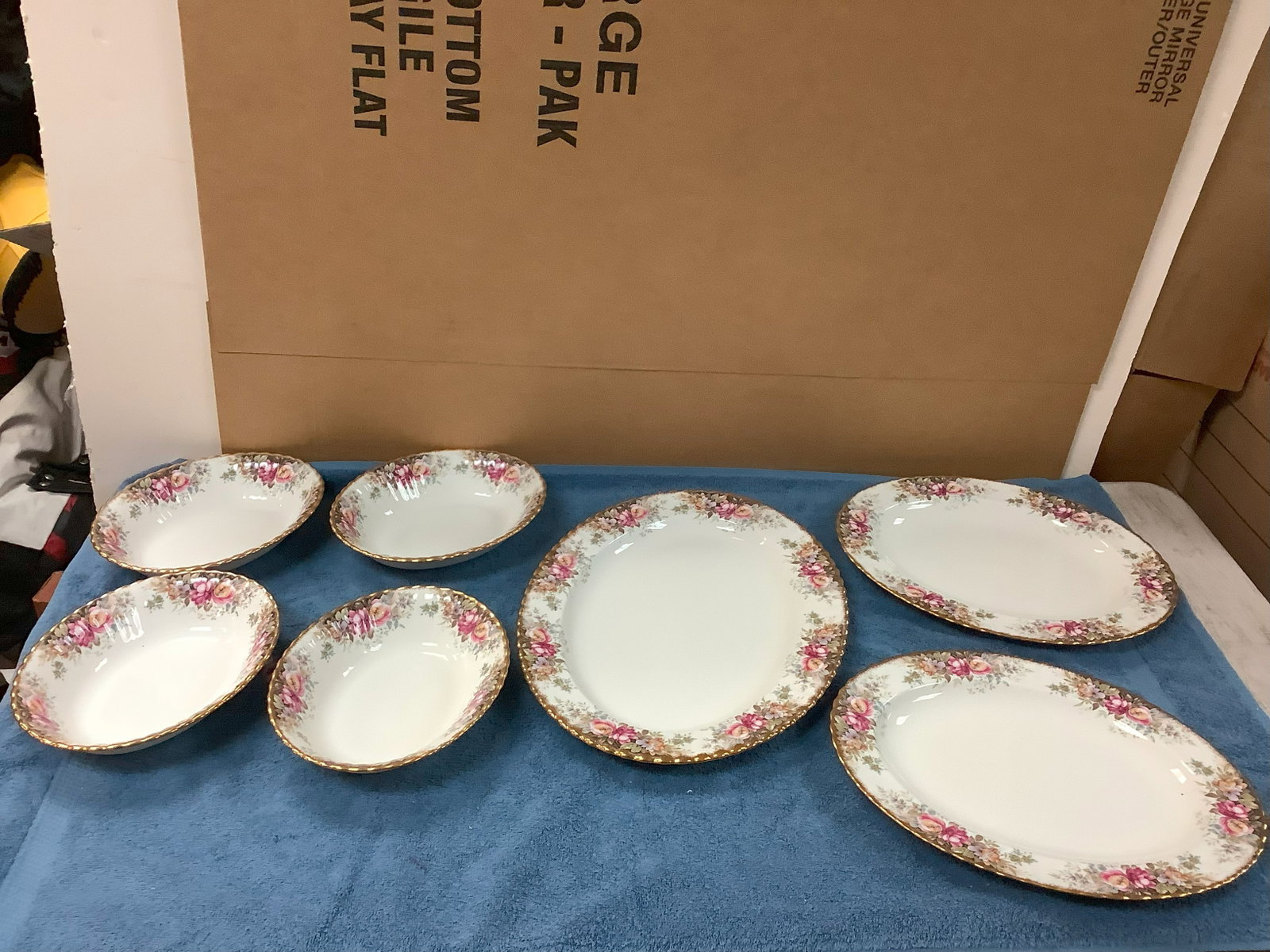 Royal Albert Bone China England Autumn Roses Collection Serving Bowls, Serving Platters 12x16: Royal Albert Bone China England Autumn Roses Collection Serving Bowls, Serving Platters 12x16 largest platter