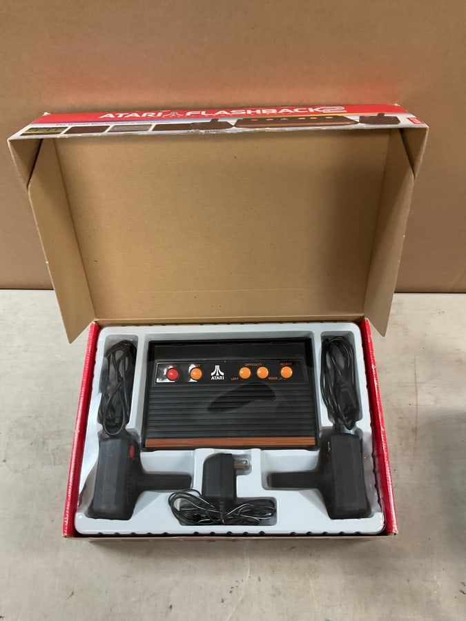 Vintage Atari FlashBack 2 Classic Game Console 40 Built in Games (Mint Condition) (Untested) (1 of 1)