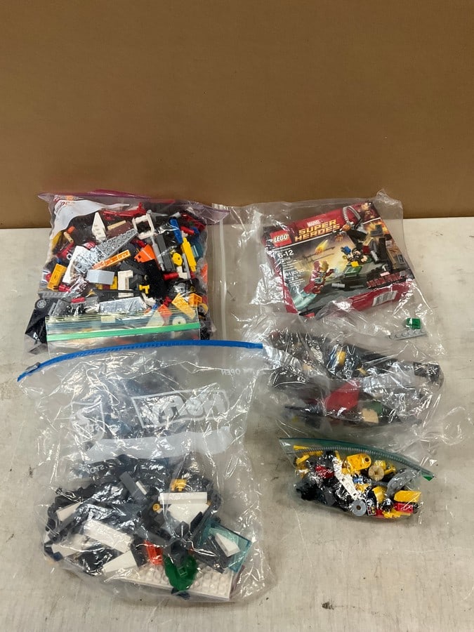 Lot of Legos: Lot of Legos