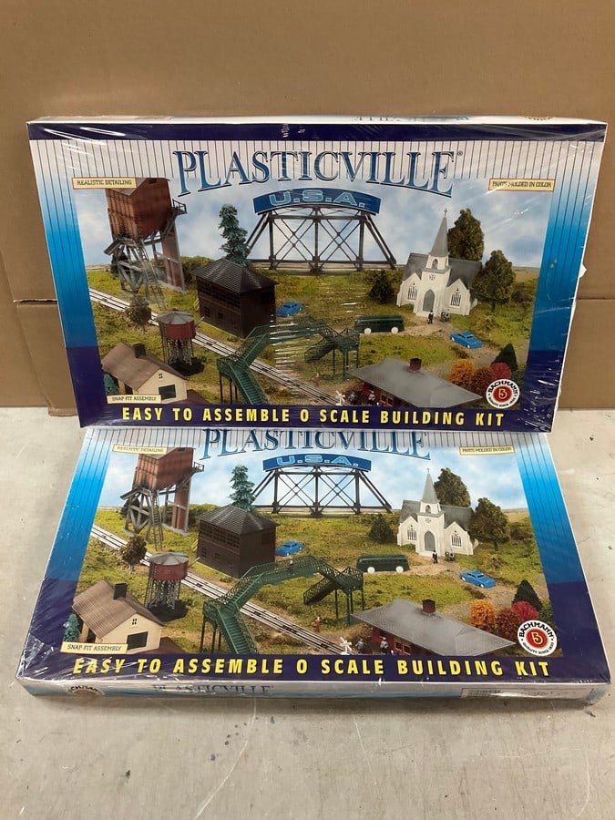 2 Plasticville USA Building Kits -sealed (1 of 1)
