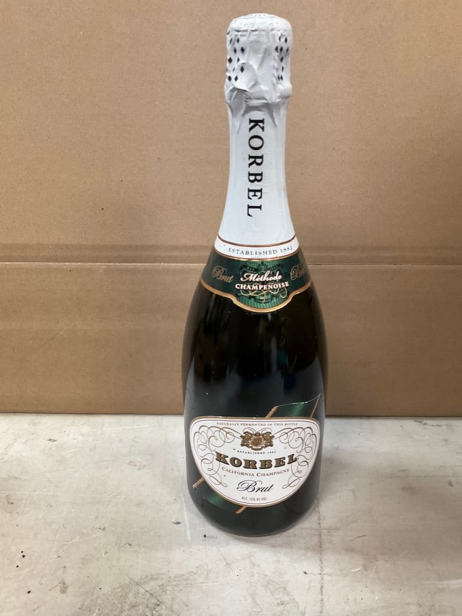 Korbel Brut California Champagne (12%, 750 mL) (1 of 1)