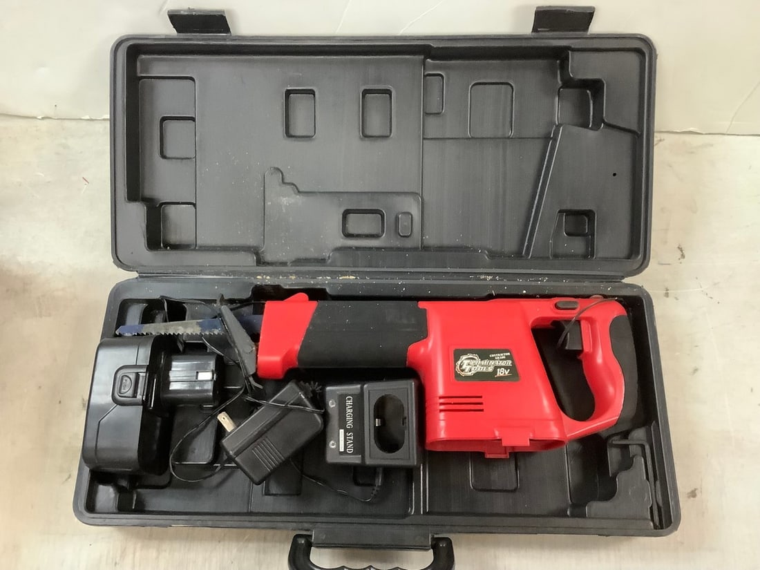 Terminator Tools 18 Volt Reciprocating Saw Kit in Case (1 of 1)