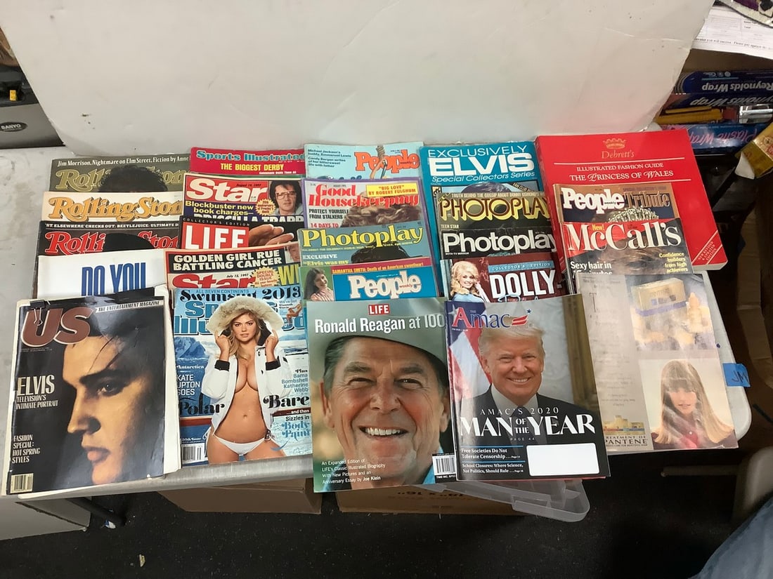 Lot of various magazines (Photoplay, Rolling Stones, Sports Illustrated, People) (1 of 1)