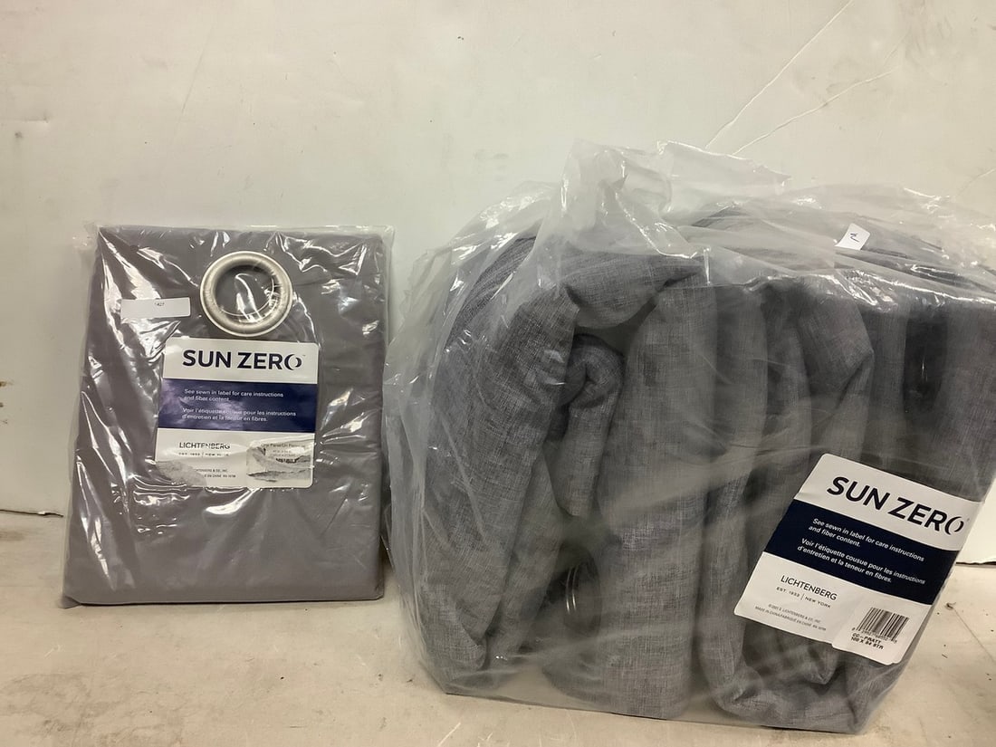 Lot of Sun Zero curtains: Lot of Sun Zero curtains
