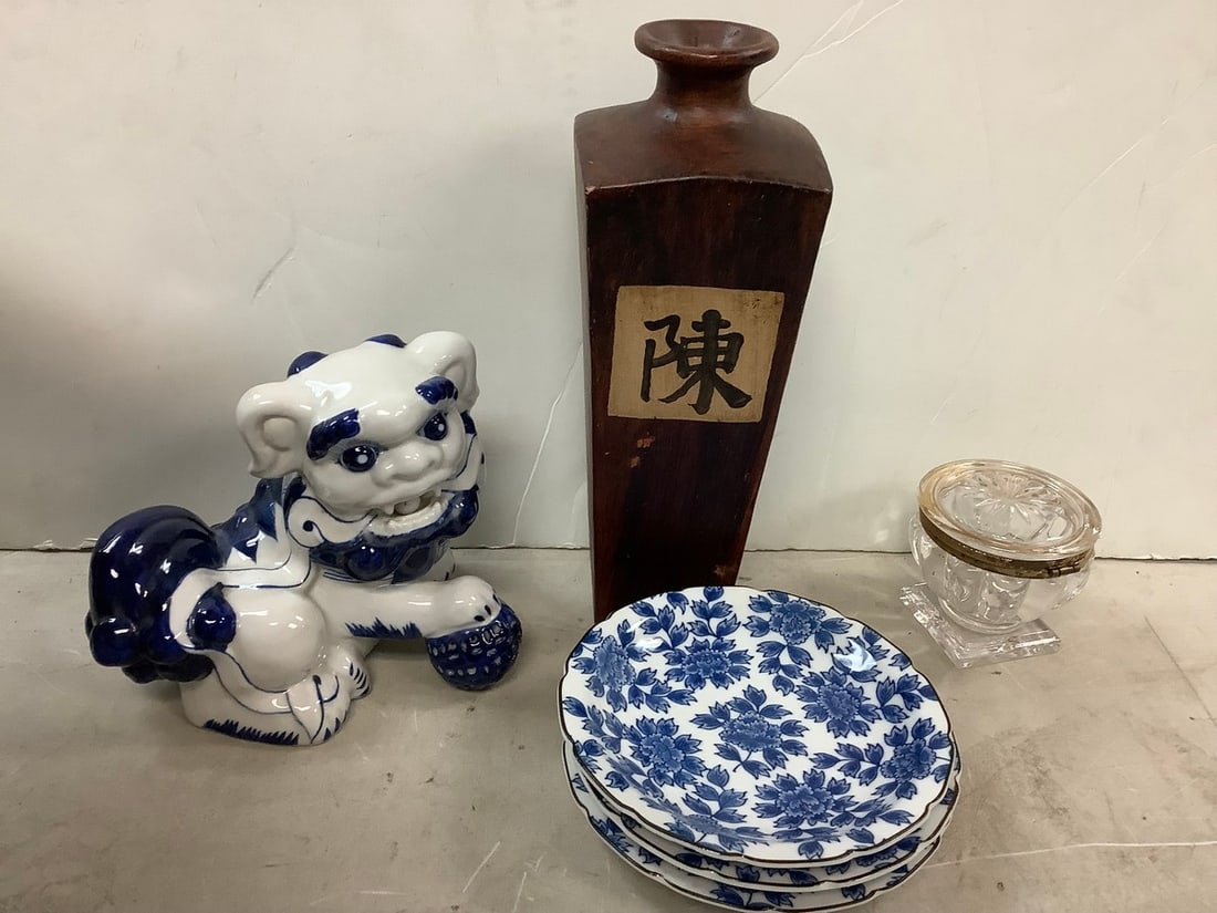 Lot of oriental decorative plates, puthold crystal trinket, ceramic, and more tallest 12in. (1 of 1)