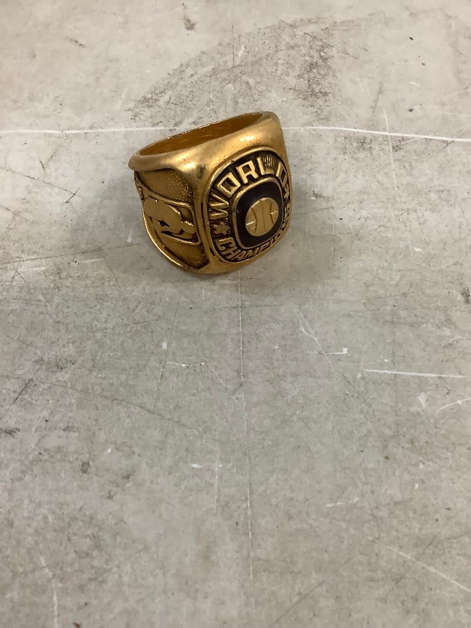 LA Lakers Brass Novelty Ring (1 of 1)