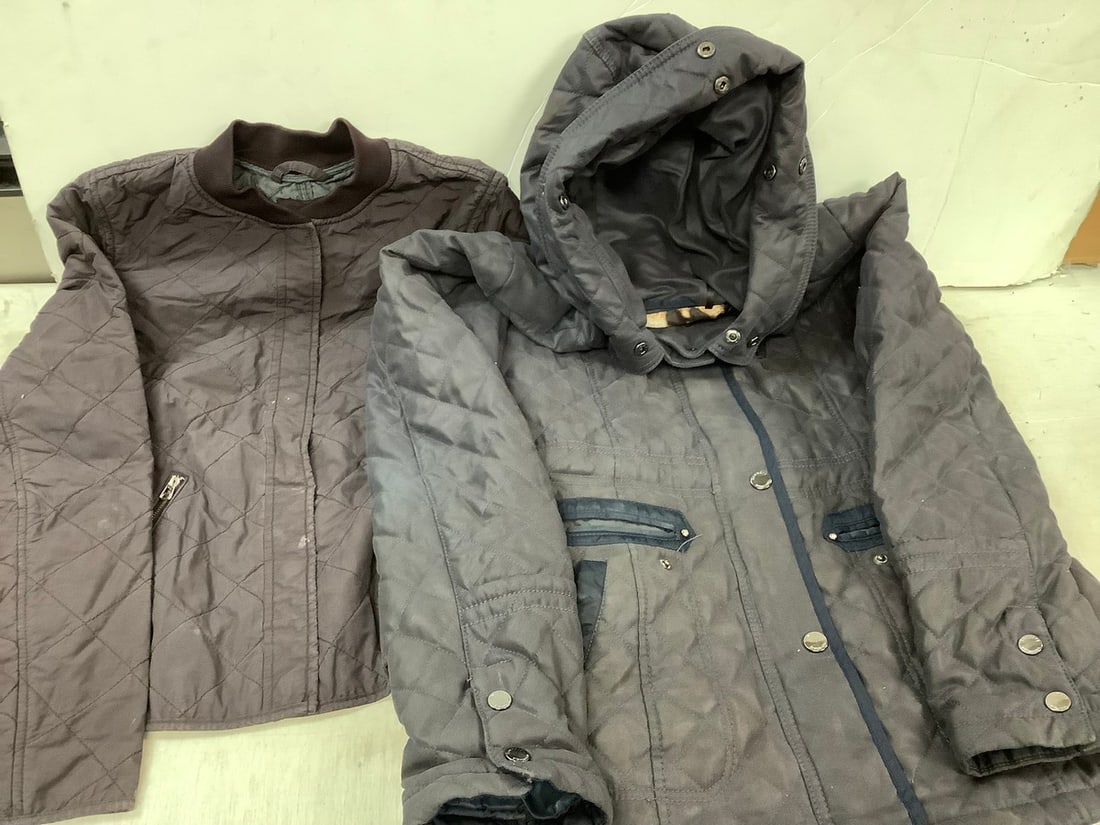 Lot of womens jackets size medium(GAP and Laundry) (1 of 1)