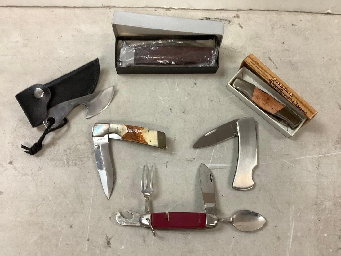 Lot of assorted pocket knives, multitool (1 of 1)