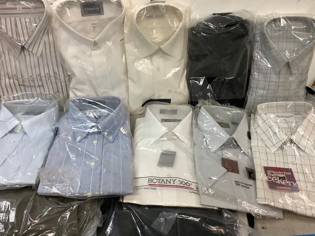 Lot of Dress Shirts and Dress Pants (John Henry, Botany 500, Van Huesen): Lot of Dress Shirts and Dress Pants (John Henry, Botany 500, Van Huesen)