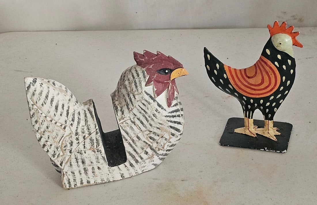 Metal and Wood Rooster Decor (1 of 1)
