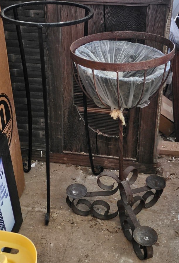 2 Metal Floor Planter Stands (1 of 1)