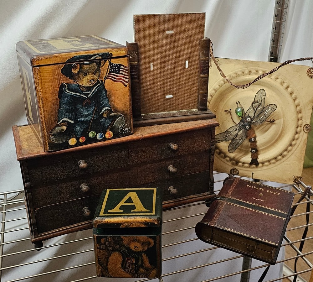 Assorted Decor incl Vintage Wood Boxes (1 of 1)