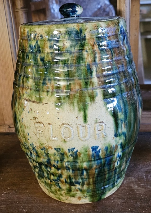 Vintage Ceramic Lidded Flour Container (1 of 1)