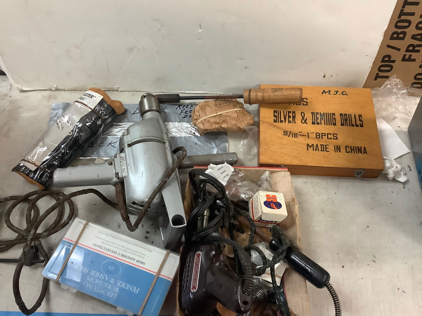 Lot of CRAFTSMAN 60 1/2in electric drill, drill bits, soldering kit and more (1 of 1)