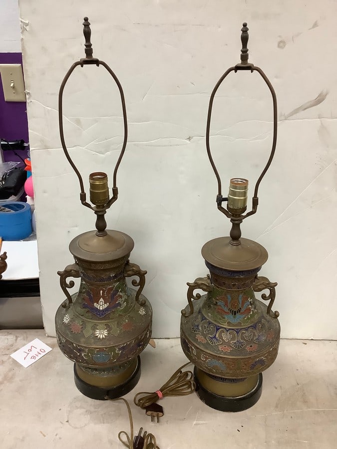 ser of vintage oriental brass lamps 29 in (1 of 1)