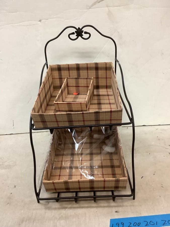 WROUGHT iron kitchen rack: WROUGHT iron kitchen rack