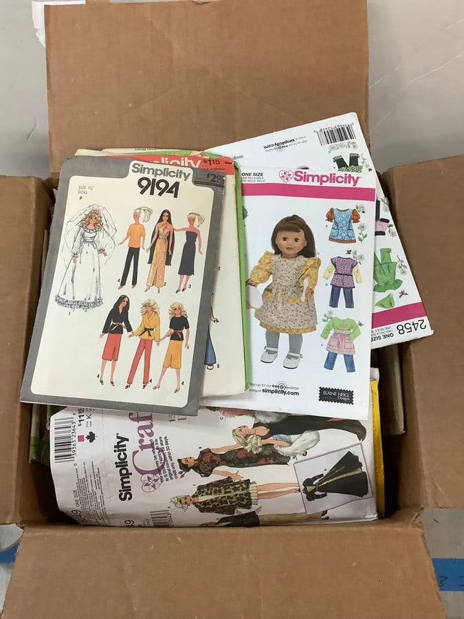 Big box of SIMPLICITY and MCCALLS CRAFTS doll clothing patterns: Big box of SIMPLICITY and MCCALLS CRAFTS doll clothing patterns