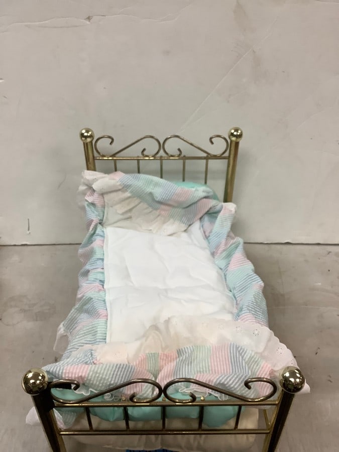 American girl doll brass bed: American girl doll brass bed