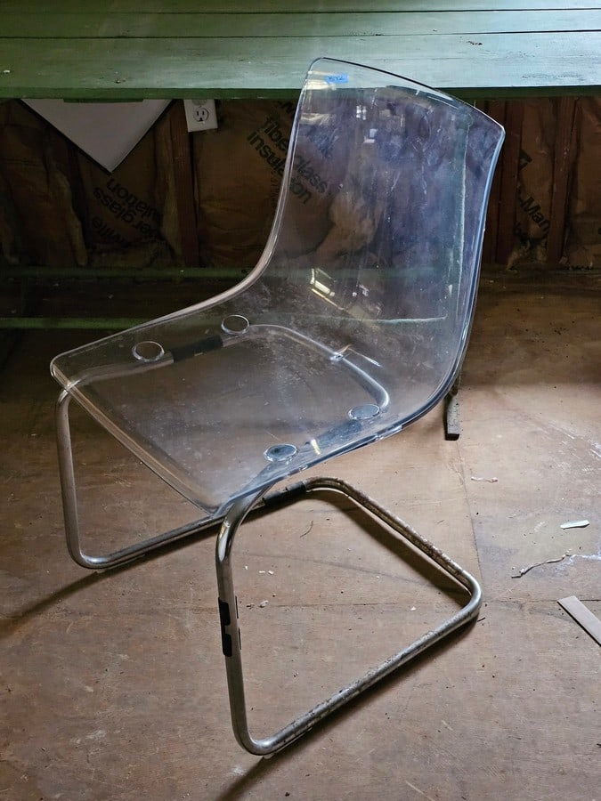 Clear Lucite and Chrome Chair: Clear Lucite and Chrome Chair