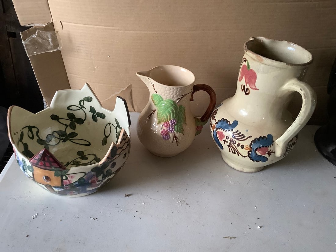 Wade ceramics and more tallest is 10 inches: Wade ceramics and more tallest is 10 inches