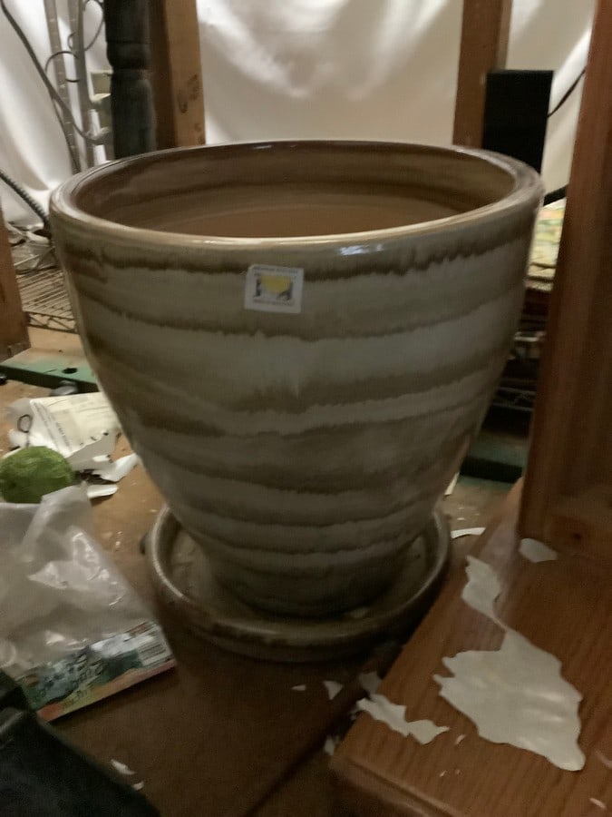 XL Tye Dye Planter- off white 18" high by 18" across: XL Tye Dye Planter- off white 18" high by 18" across
