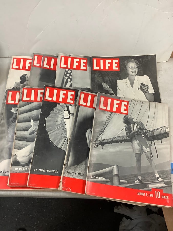 lot of 1940's life magazines (1 of 1)