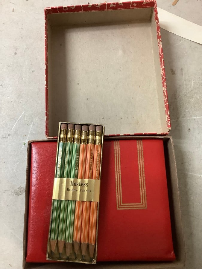 vintage memo pads n pencils (1 of 1)
