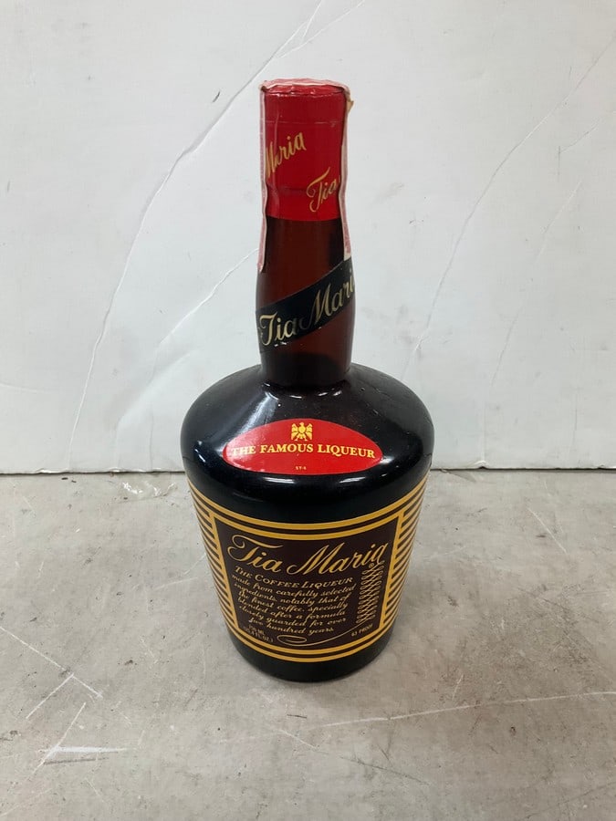Tia Maria The Famous Liqueur Sealed: Tia Maria The Famous Liqueur Sealed