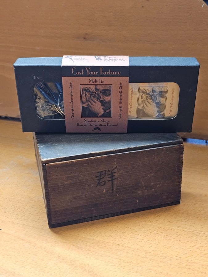 Cast Your Fortune Melt Kit and Signed Asian Wooden Box 4x7x7": Cast Your Fortune Melt Kit and Signed Asian Wooden Box 4x7x7"