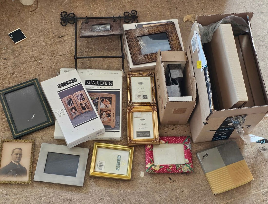 Assorted Small Frames (1 of 1)