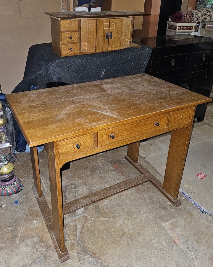Vintage Wooden Desk, Topper Missing Pieces desk 31.5x41.5x24": Vintage Wooden Desk, Topper Missing Pieces desk 31.5x41.5x24"