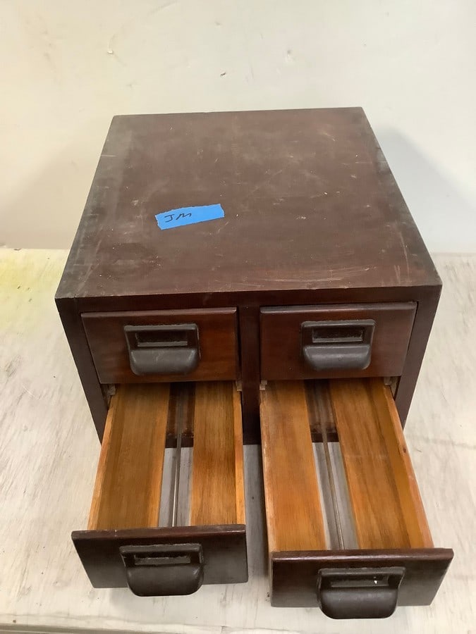 Index Card File Box: Index Card File Box