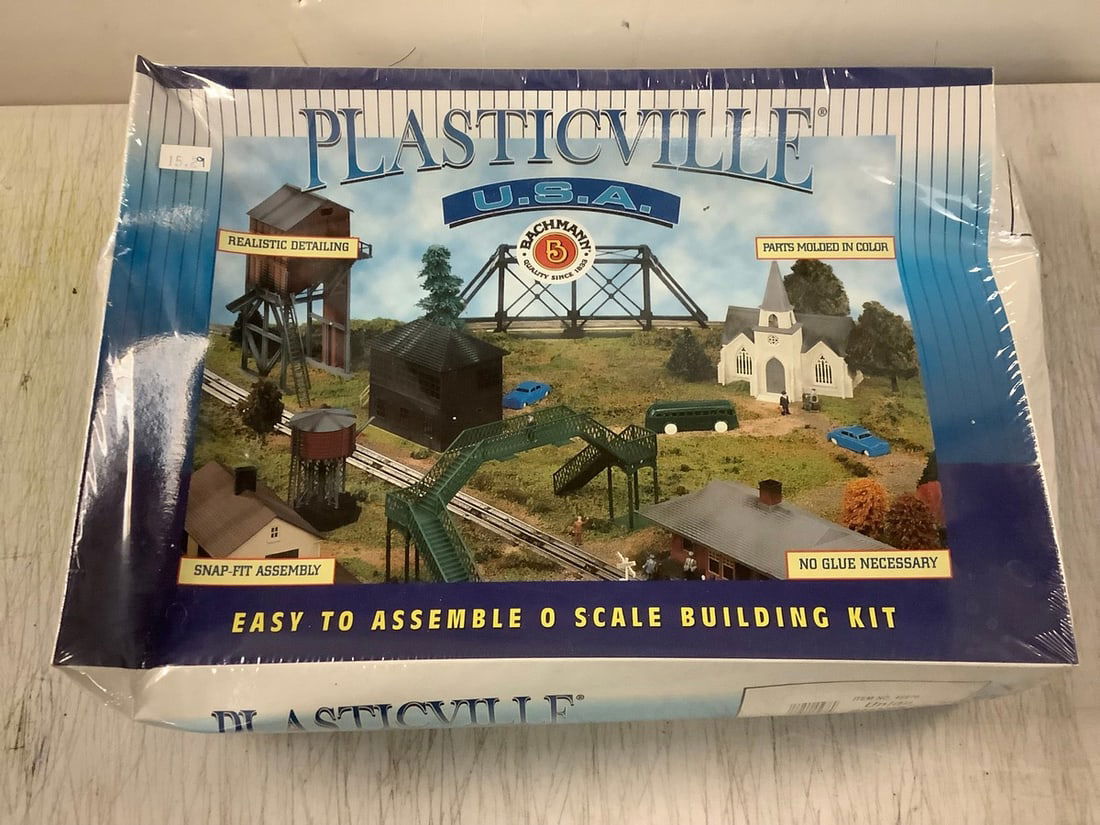 Factory Sealed Plasticville Scale Building Kit (1 of 1)