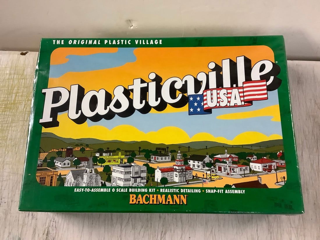 Plasticville O Scale Building Kit (1 of 1)