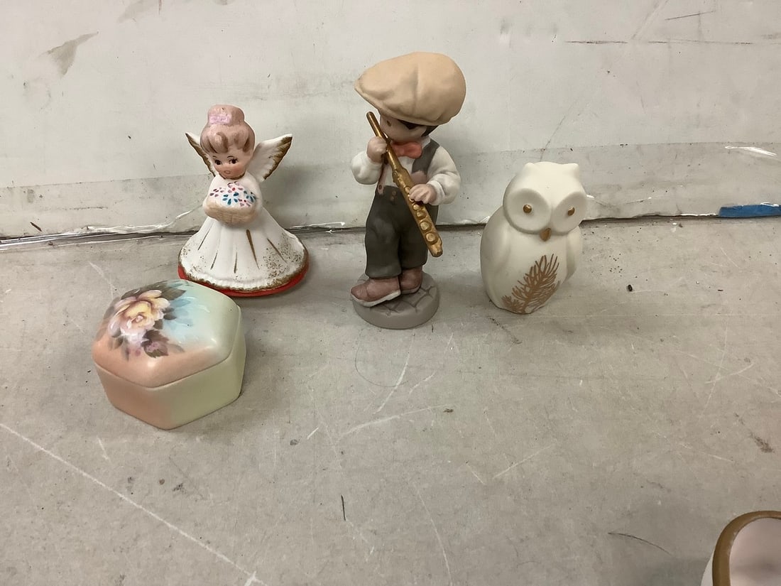 Lenox Owl, Limogs Trinket Boxes: Lenox Owl, Limogs Trinket Boxes