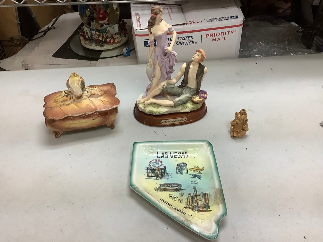 Las Vegas Ash tray, The Mirella Collection Ceramic Statue 10" and more (1 of 1)