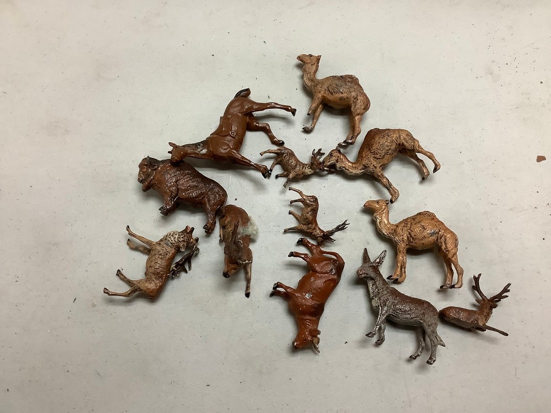 Lead horses, camels, deers and bull: Lead horses, camels, deers and bull