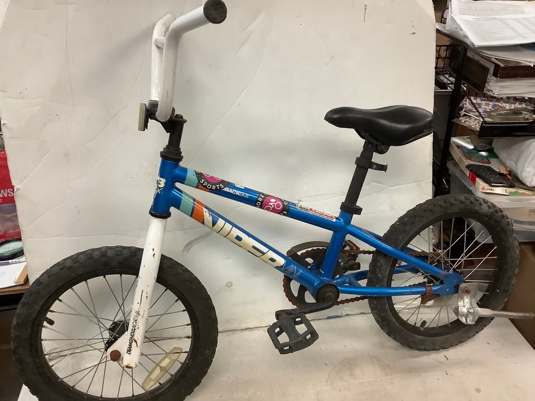 Outback BMX viper mini kids bike (46in.x32in.): Outback BMX viper mini kids bike (46in.x32in.)