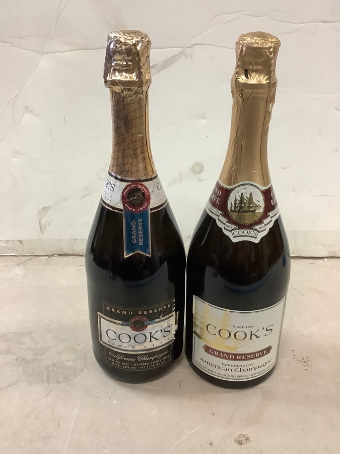 Cook's Grand Reserve American Champagne and Cook's Grand Reserve California Champagne: Cook's Grand Reserve American Champagne and Cook's Grand Reserve California Champagne