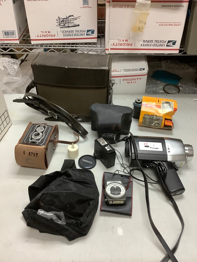 Yashica co. super 60 electronic recording camera, vintage cameras in cases and more (1 of 1)