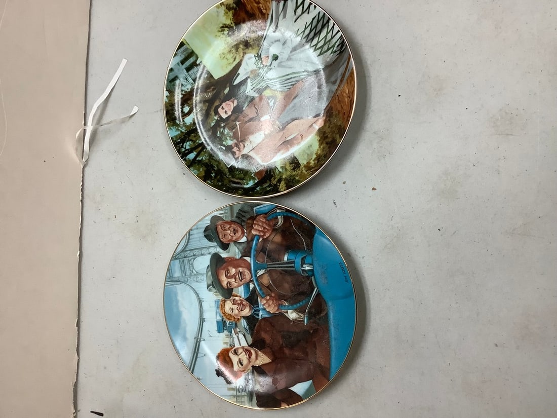 Gone with the Wind and Lucy plates: Gone with the Wind and Lucy plates