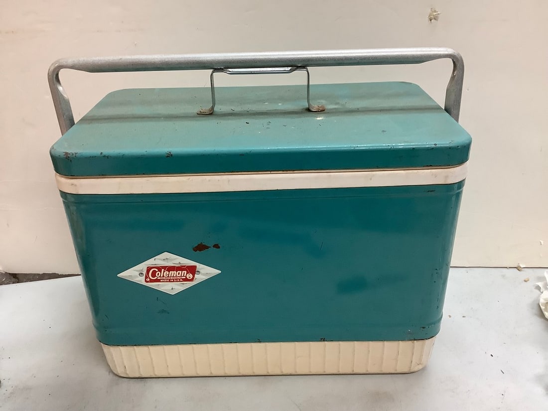 Coleman cooler (20in.x16in.) (1 of 1)