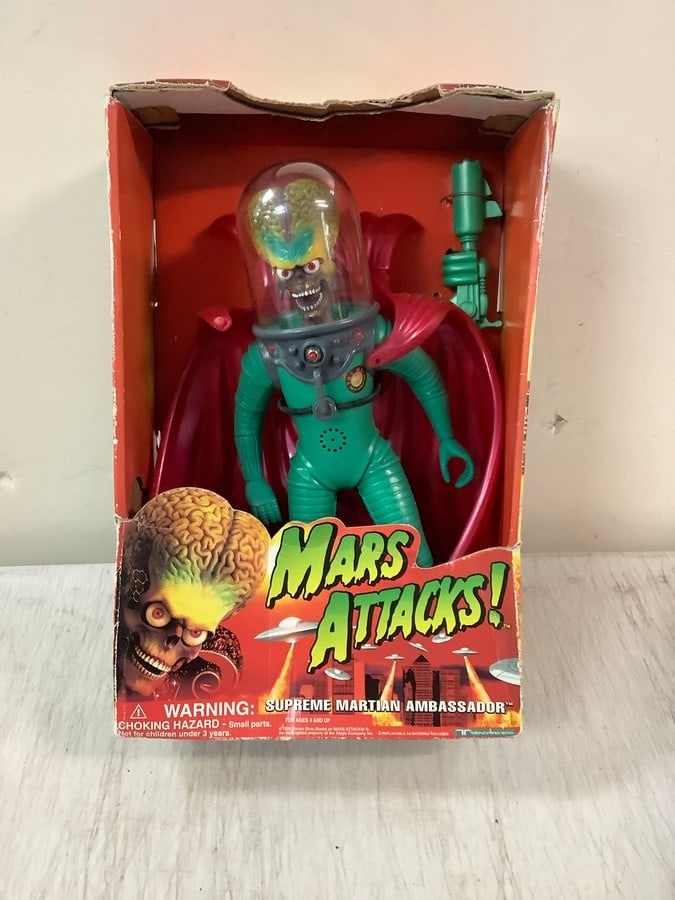 Mars Attacks! Supreme Martian Ambassador Action Figure (1 of 1)