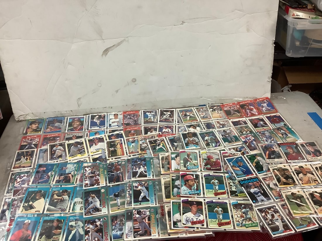 Lot of baseball cards (topps, fleer 90, and more) (1 of 1)